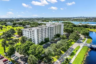 3300 N Palm Aire Dr, Pompano Beach, FL 33069 - Photo 1