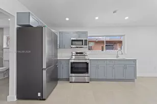 1849 NW 16th St, Miami, FL 33125 - Photo 3