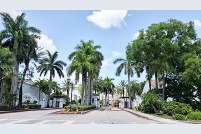 4621 NW 97 Ct #4621, Doral, FL 33178 - Photo 1