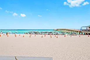 16699 Collins Ave, Sunny Isles Beach, FL 33160 - Photo 29