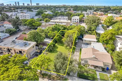 1324 SW 5th St, Miami, FL 33135 - Photo 15