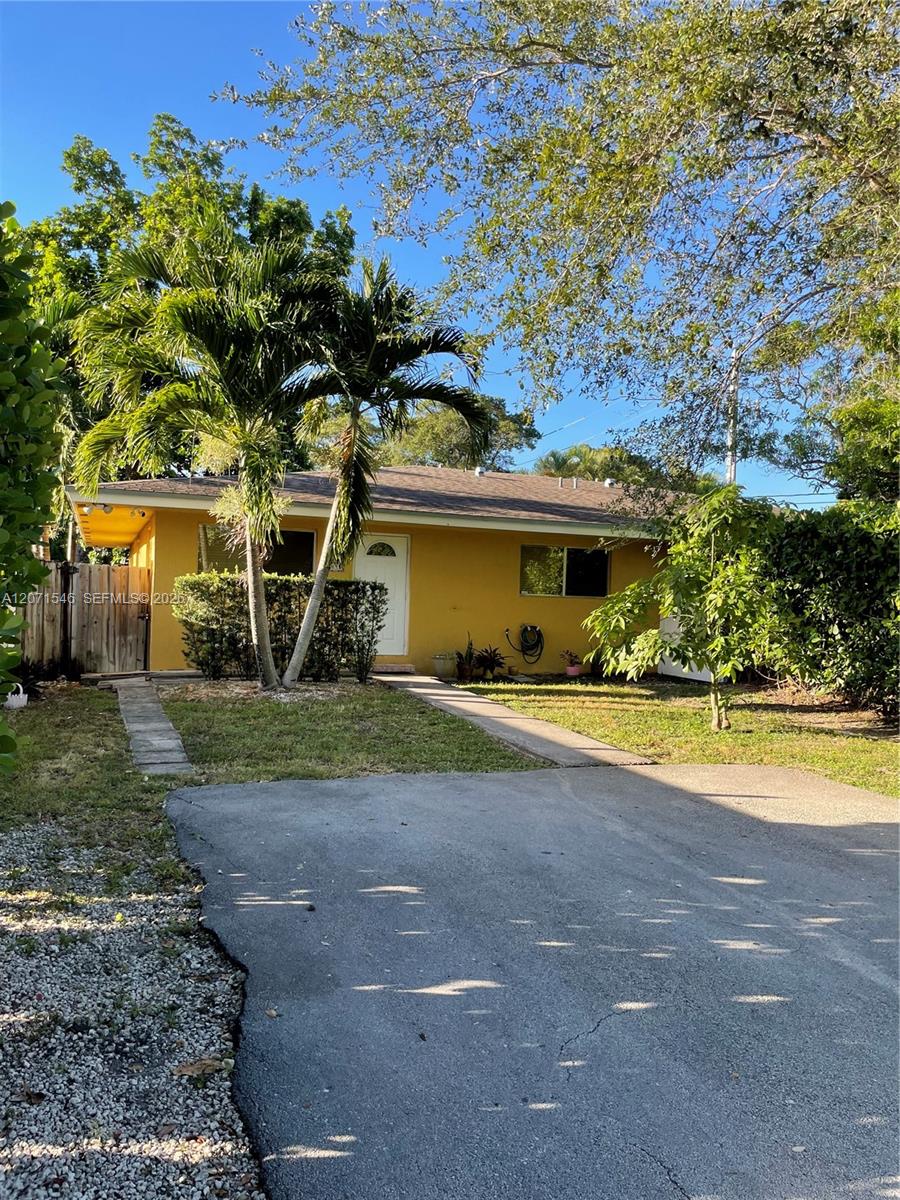 5801-5805 SW 61st St - 5801-5805 SW 61st St, Miami, FL 33143 Luxury Property | Jose Angel Pina