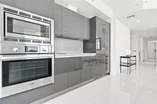 1080 Brickell Ave, Miami, FL 33131 - Photo 11