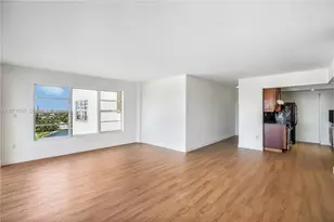 11111 Biscayne Blvd, Miami, FL 33181 - Photo 7