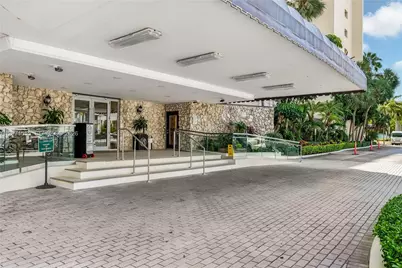 11111 Biscayne Blvd #10H, Miami, FL 33181 - Photo 23