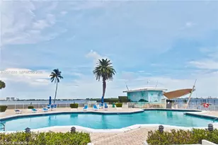 11111 Biscayne Blvd, Miami, FL 33181 - Photo 27