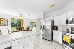 20714 NW 3rd St, Pembroke Pines, FL 33029 - Photo 13