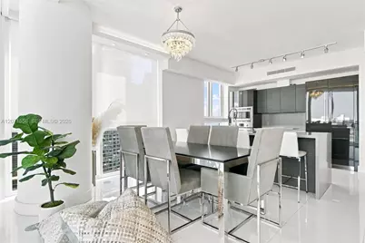 1080 Brickell Ave #3800, Miami, FL 33131 - Photo 7
