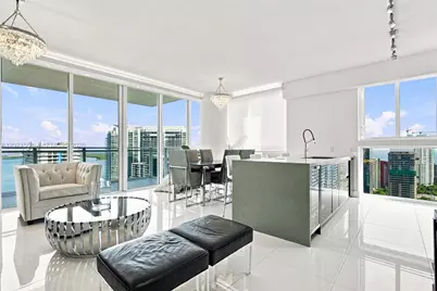 1080 Brickell Ave #3800, Miami, FL 33131 - Photo 5