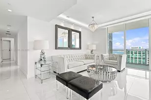 1080 Brickell Ave, Miami, FL 33131 - Photo 3