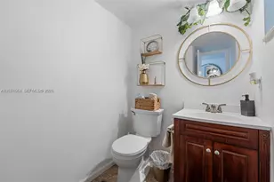 8161 SW 24th Ct, Davie, FL 33324 - Photo 13