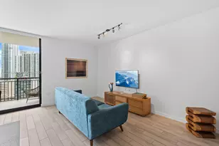 999 SW 1st Ave, Miami, FL 33130 - Photo 9
