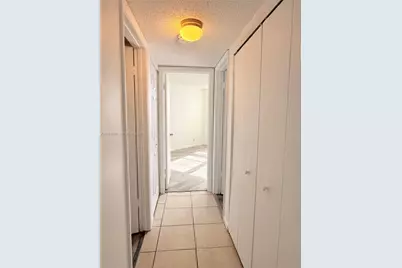 210 Lake Pointe Dr #210, Oakland Park, FL 33309 - Photo 9