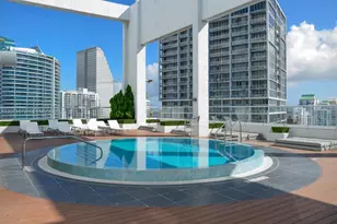 55 SE 6th St, Miami, FL 33131 - Photo 15