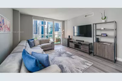 55 SE 6th St #2110, Miami, FL 33131 - Photo 3