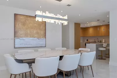 100 S Pointe Dr #910, Miami Beach, FL 33139 - Photo 21
