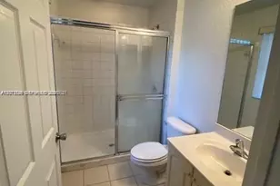 6055 SW 19th Ct, North Lauderdale, FL 33068 - Photo 15