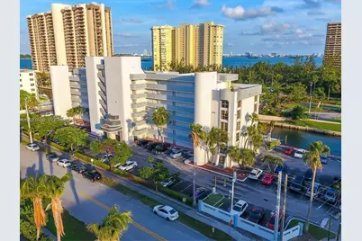 1650 NE 115th St #403, Miami, FL 33181 - Photo 15