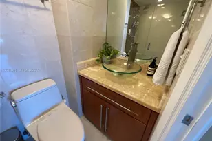 200 SE 15th Rd, Miami, FL 33129 - Photo 23