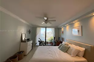 200 SE 15th Rd, Miami, FL 33129 - Photo 35