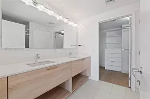 16385 Biscayne Blvd, North Miami Beach, FL 33160 - Photo 19