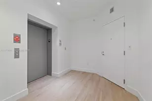16385 Biscayne Blvd, North Miami Beach, FL 33160 - Photo 3
