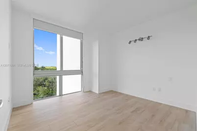 16385 Biscayne Blvd #521, North Miami Beach, FL 33160 - Photo 27