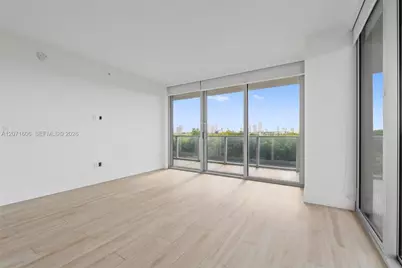 16385 Biscayne Blvd #521, North Miami Beach, FL 33160 - Photo 11