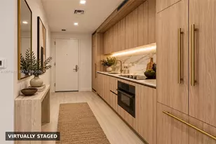 77 SE 5th St, Miami, FL 33131 - Photo 7