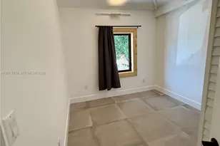 3 NE 70th St, Miami, FL 33138 - Photo 9