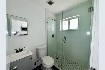 885 SW 29th Ave #2, Miami, FL 33135 - Photo 3