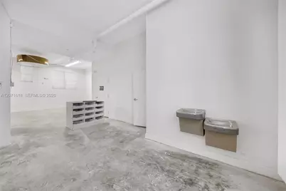 727 Collins Ave, , FL 33139 - Photo 21