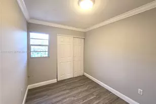 914 SW 8th Ave, Gainesville, FL 32601 - Photo 15