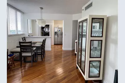 6422 Collins Ave #501, Miami Beach, FL 33141 - Photo 11