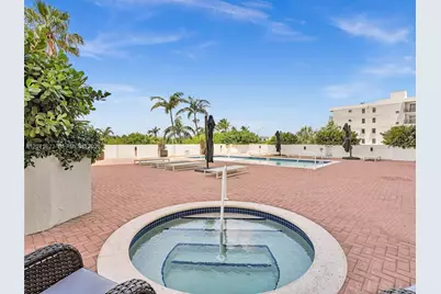 6422 Collins Ave #501, Miami Beach, FL 33141 - Photo 47