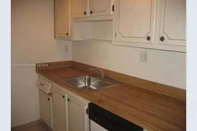 14525 N Kendall Dr #J-408, Miami, FL 33196 - Photo 5