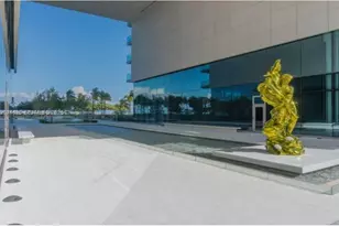 10201 Collins Ave, Bal Harbour, FL 33154 - Photo 25