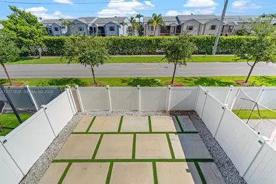 837 SE 16th Ct, Homestead, FL 33034 - Photo 23