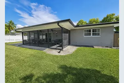 1419 Shelby Pwky, Cape Coral, FL 33904 - Photo 37