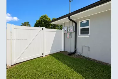 1419 Shelby Pwky, Cape Coral, FL 33904 - Photo 43