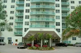 19380 Collins Ave, Sunny Isles Beach, FL 33160 - Photo 19