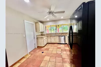 10025 SW 111 St #0, Miami, FL 33176 - Photo 5
