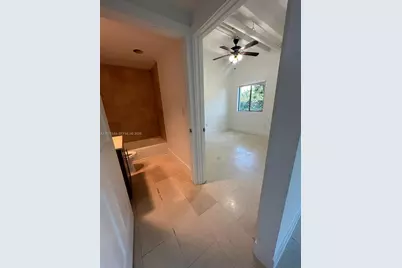 7728 Collins Av #1, Miami Beach, FL 33141 - Photo 5
