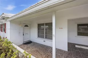4305 NW 1st Terrace, Deerfield Beach, FL 33064 - Photo 5