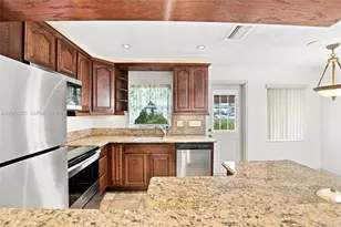4305 NW 1st Terrace, Deerfield Beach, FL 33064 - Photo 11