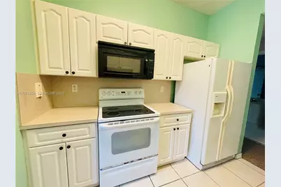 7085 Nova Dr #318, Davie, FL 33317 - Photo 7