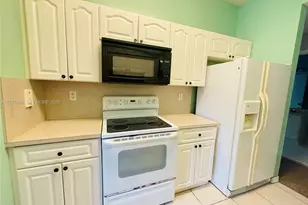 7085 Nova Dr, Davie, FL 33317 - Photo 7