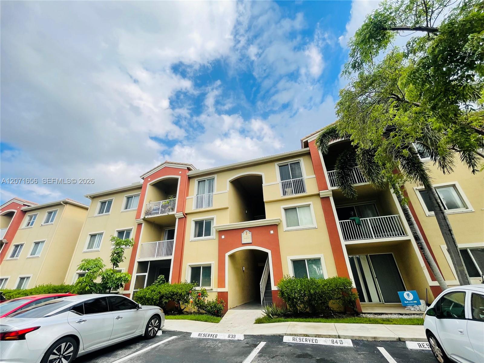 7085 Nova Dr #318 - 7085 Nova Dr #318, Davie, FL 33317 Luxury Property | Jose Angel Pina