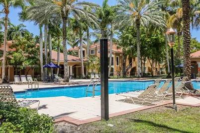 8050 N Nob Hill Rd #106, Tamarac, FL 33321 - Photo 25