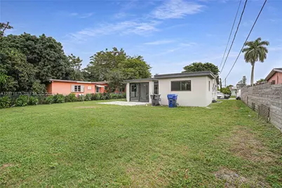 2230 N 62nd Ave #0, Hollywood, FL 33024 - Photo 25